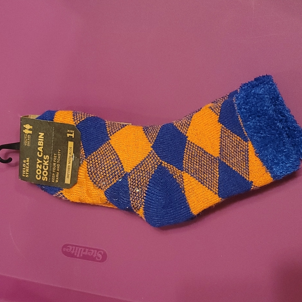 FIELD AND STREAM YOUTH COZY CABIN SOCKS: PLAID: ORANGE/BLUE: NWT: SZ 10-4